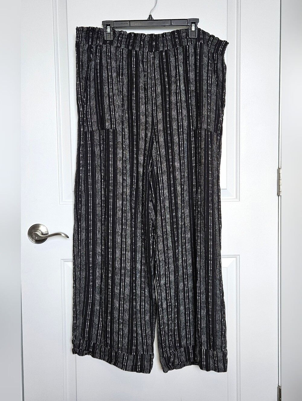 Time and Tru Women's Plus Size XXL Black Striped Wide-Leg Pants